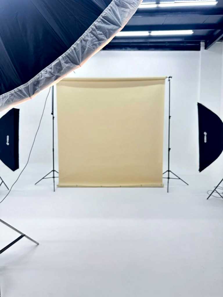 Günlük Haftalık Aylık Kiralık Fotoğraf Video Youtube Studio