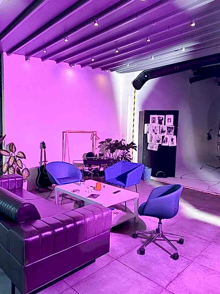 Günlük Haftalık Aylık Kiralık Fotoğraf Video Youtube Studio